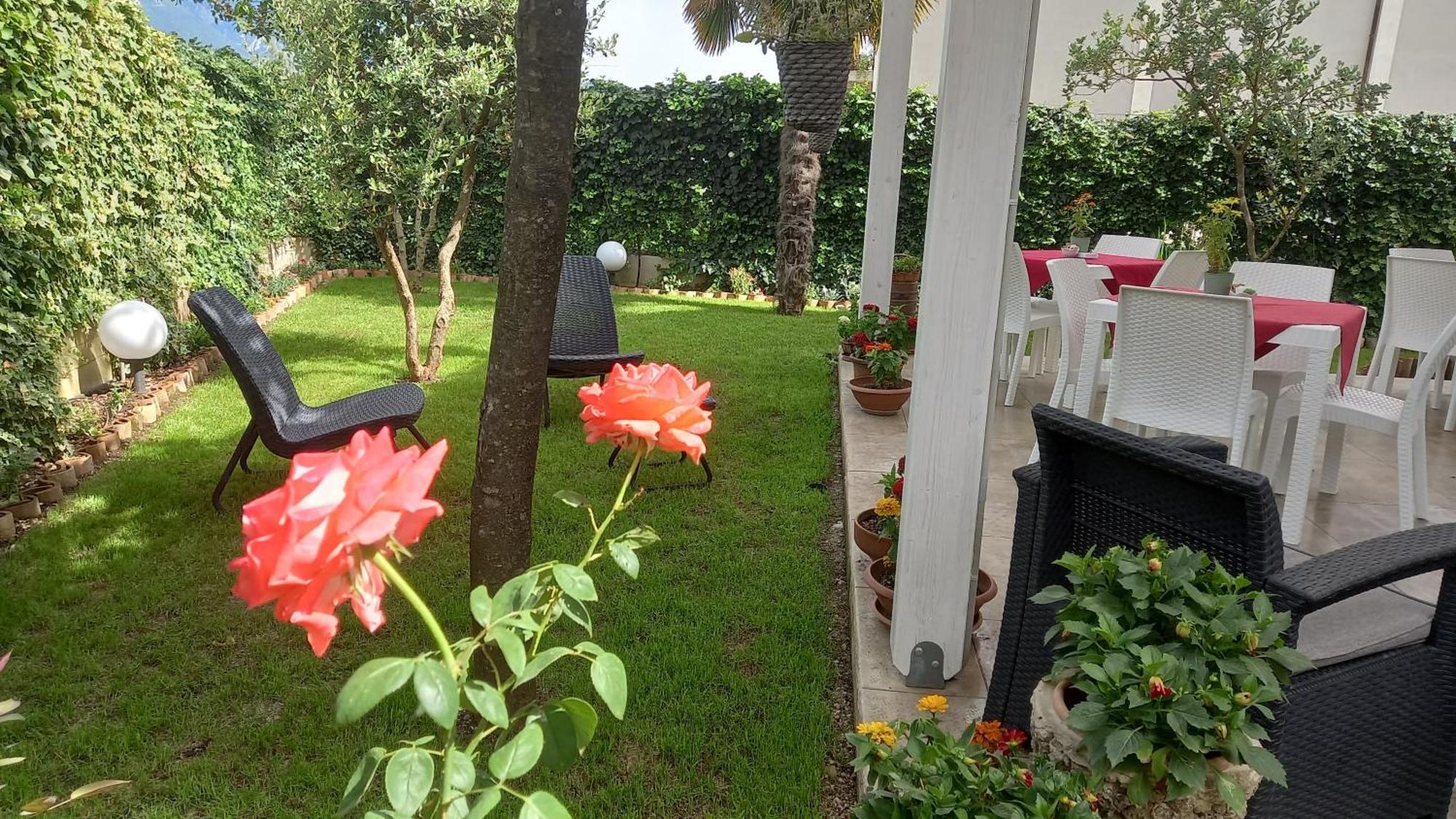 B&B Tenuta Bianca Oliveto Citra Exterior foto